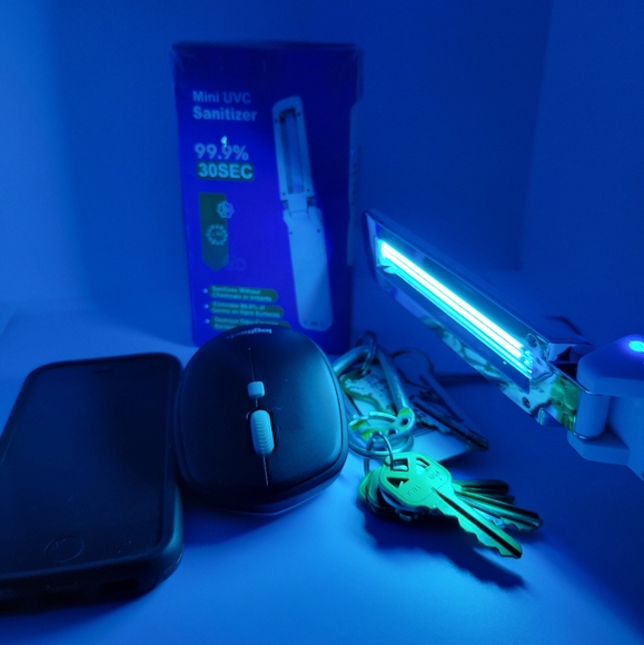 PORTABLE UV STERILIZER 99.9% - Picture 5 of 9